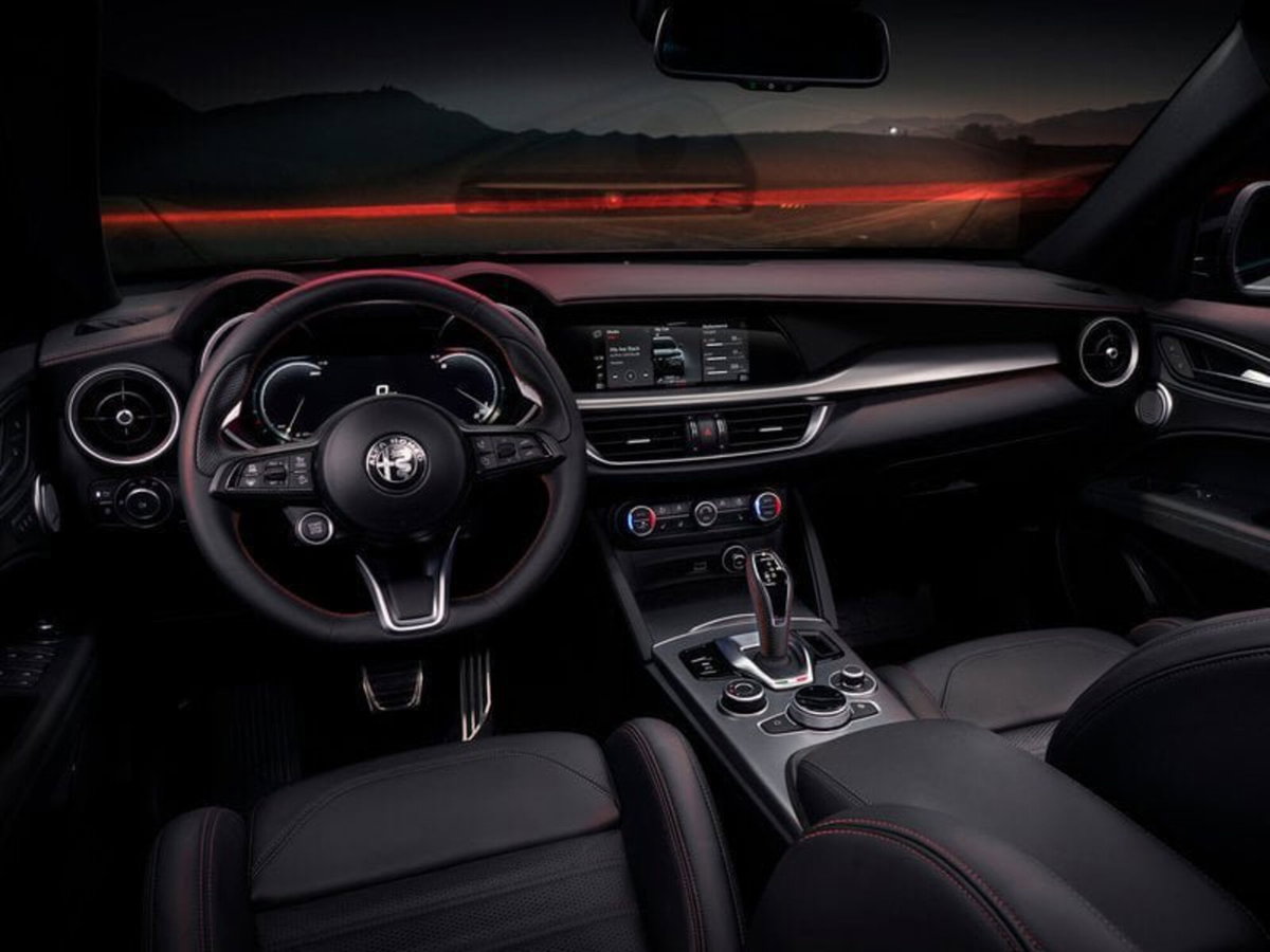 Alfa Romeo Stelvio 2.2 t Sprint rwd 160cv auto (9)