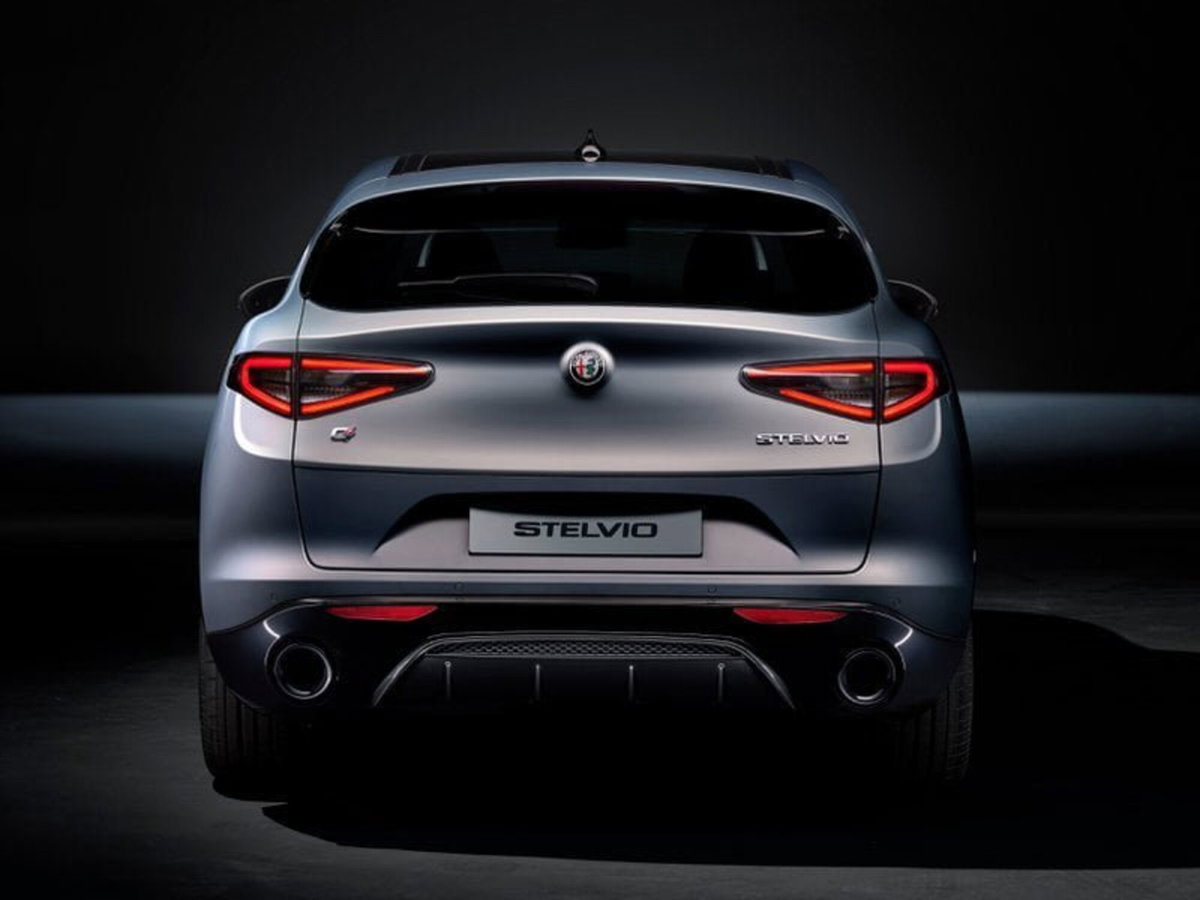 Alfa Romeo Stelvio 2.2 t Veloce rwd 160cv auto (3)