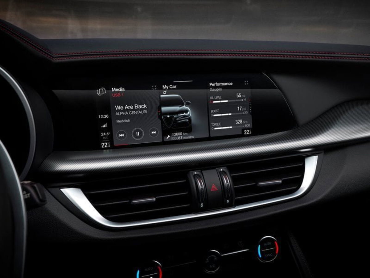 Alfa Romeo Stelvio 2.2 t Veloce rwd 160cv auto (8)