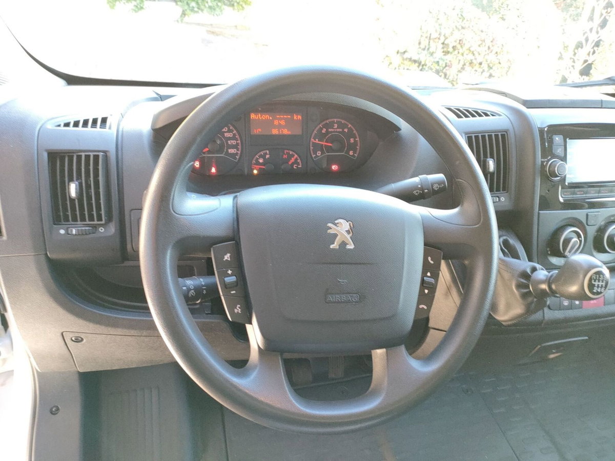 Peugeot Boxer Furgone 330 2.2 BlueHDi 140 S&S PC-TN Furgone Premium (15)