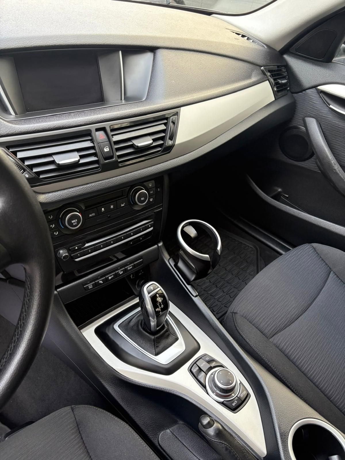 BMW X1 sDrive 18d Msport (10)