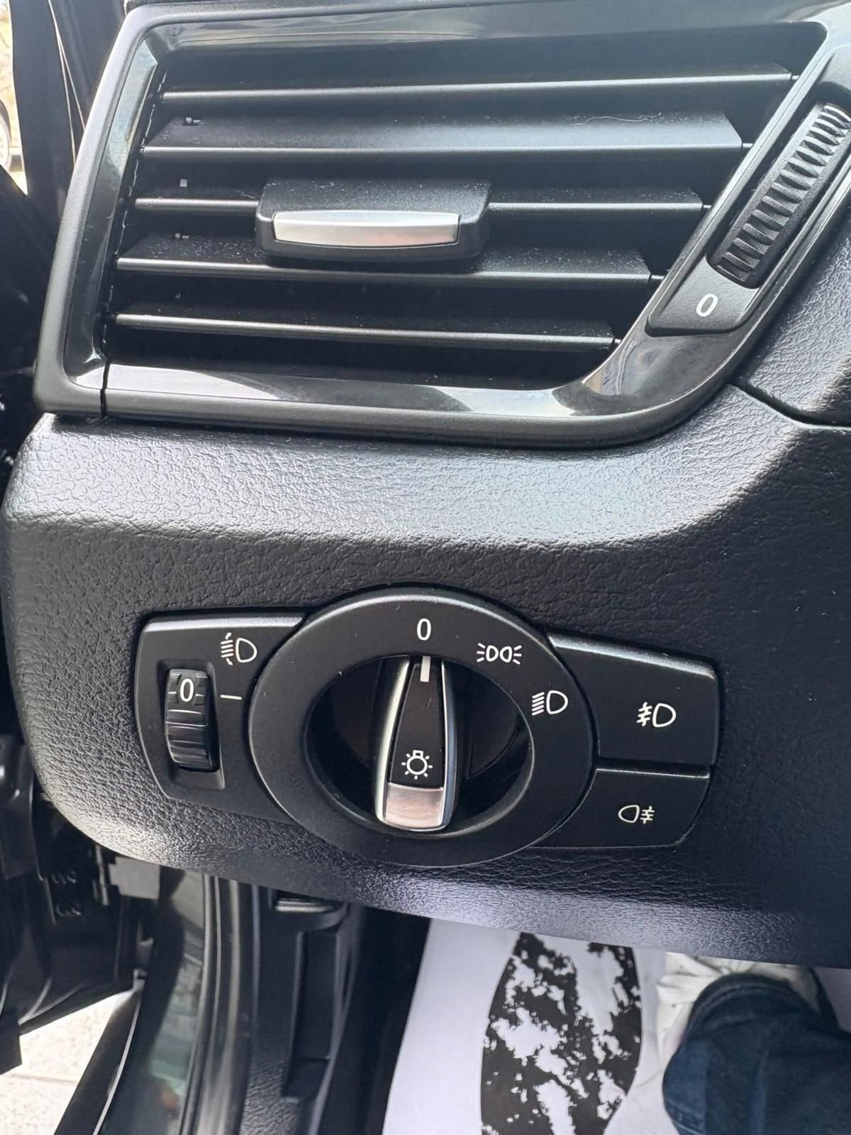 BMW X1 sDrive 18d Msport (18)