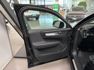 Volvo XC40 T4 Recharge Plug-in Hybrid Inscription Expression (8)