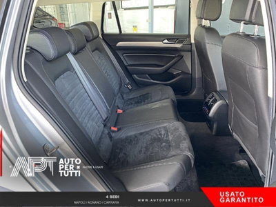 Volkswagen Passat Variant 2.0 TDI DSG Executive BlueMotion Tech. (17)