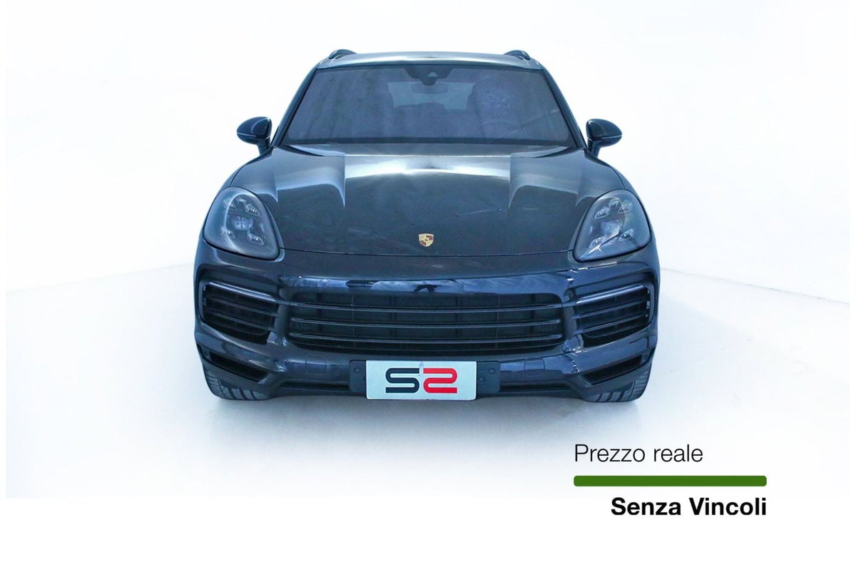 Porsche Cayenne 3.0 V6 E-Hybrid (2)