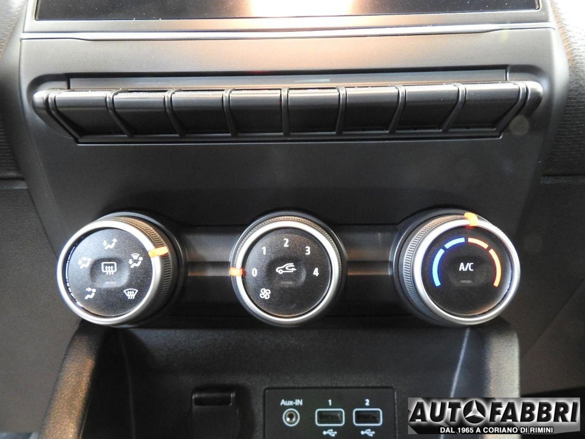 Renault Clio TCe 12V 100 CV GPL 5 porte Zen (17)