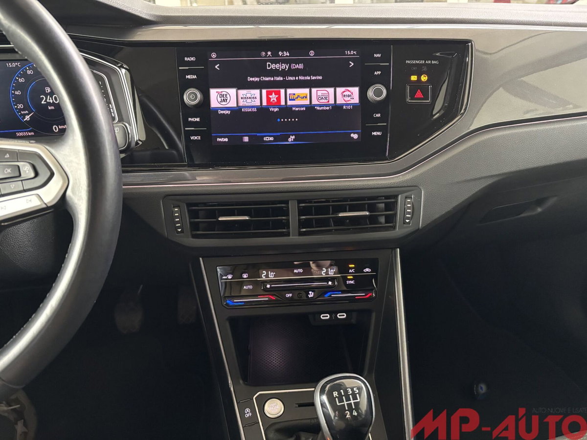 Volkswagen Polo 1.0 tsi Style 95cv (18)