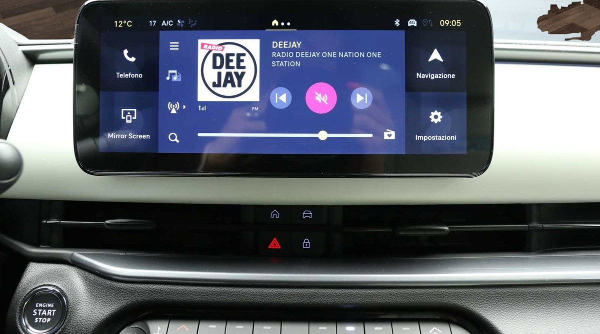 Fiat 600 1.2 hybrid La Prima II 145cv auto (19)