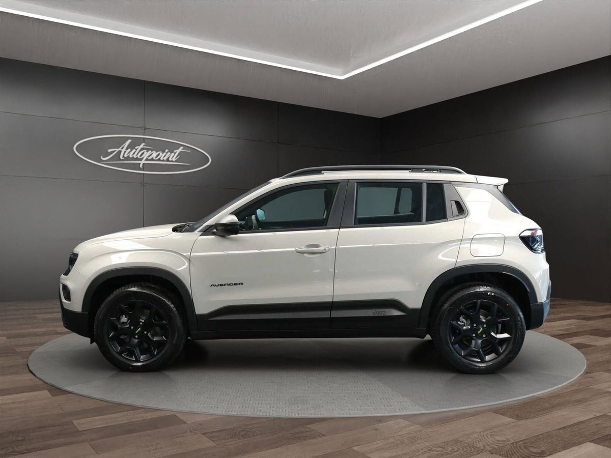 Jeep Avenger 1.2 turbo e-hybrid mhev Upland 4xe 145cv edct6 (4)