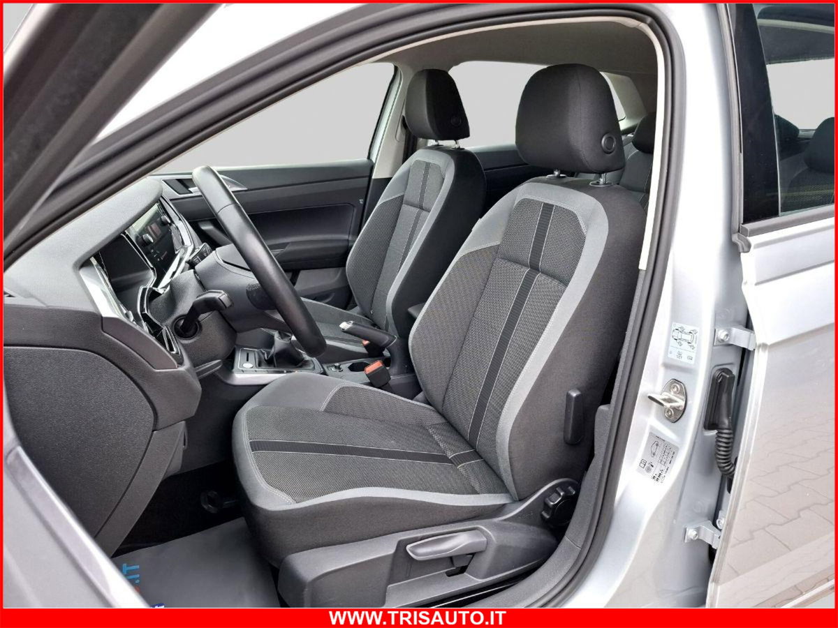 Volkswagen Polo 1.0 tsi Style 95cv (9)