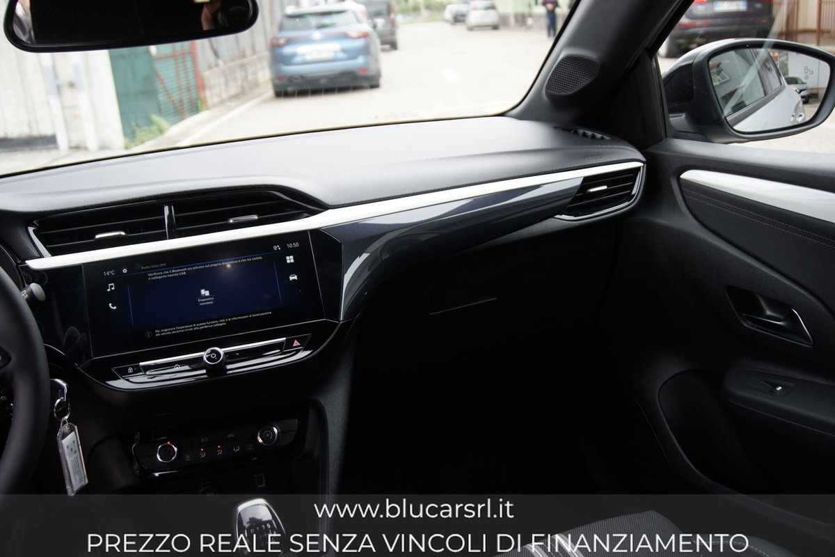 Opel Corsa 1.2 100 CV GS Line (9)