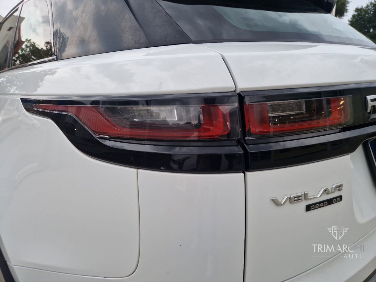 Land Rover Range Rover Velar 2.0D I4 240 CV (6)