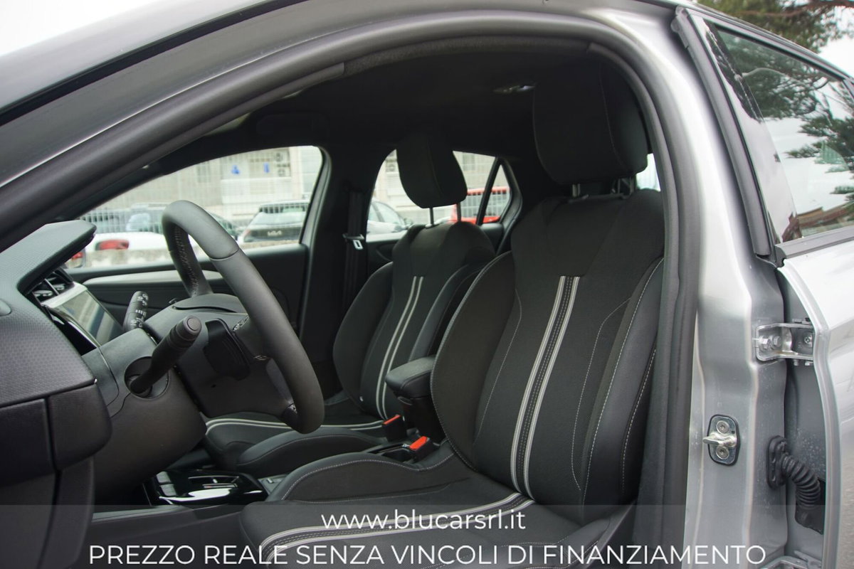 Opel Corsa 1.2 GS s&s 100cv at8 (5)