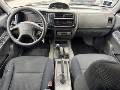 Mitsubishi L200 2.5 TD cat 4WD Double Cab Intense (12)