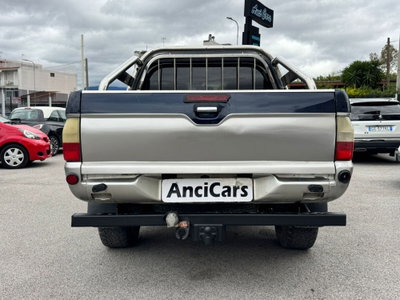 Mitsubishi L200 2.5 TD cat 4WD Double Cab Intense (15)