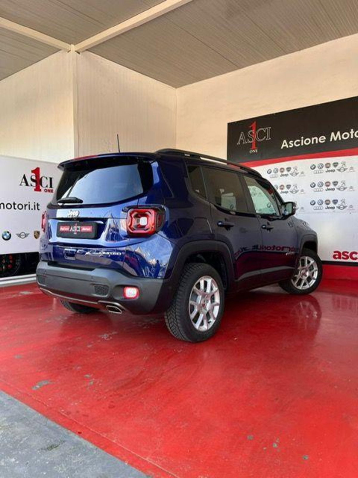 Jeep Renegade 1.3 T4 190CV PHEV 4xe AT6 Limited (3)