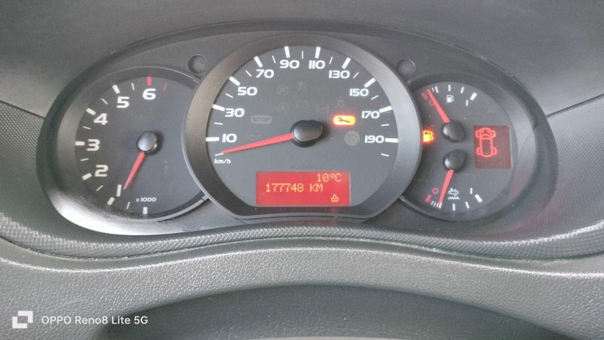 Renault Master Furgone Prop. 130.35 3.0 dCi PL Furgone Ice (15)
