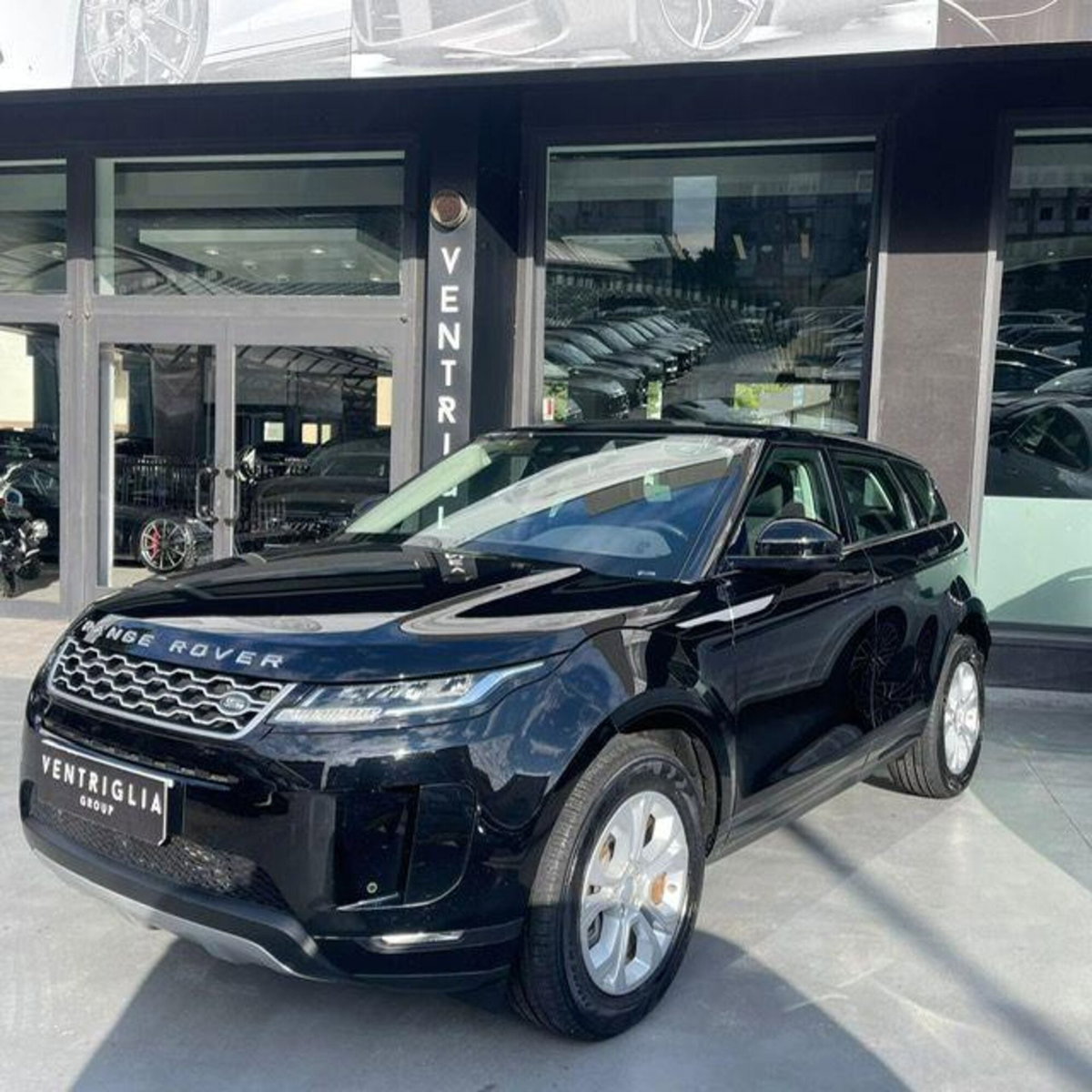 Land Rover Range Rover Evoque 2.0D I4 180 CV AWD Auto HSE (2)