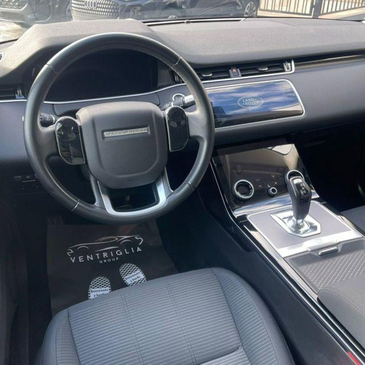 Land Rover Range Rover Evoque 2.0D I4 180 CV AWD Auto HSE (7)