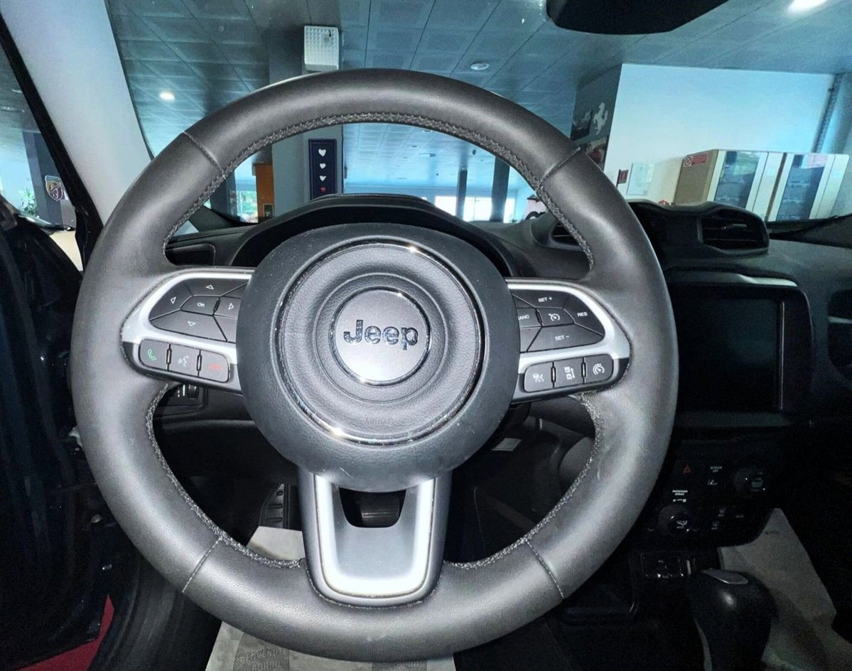 Jeep Renegade 1.5 Turbo T4 MHEV Limited (11)