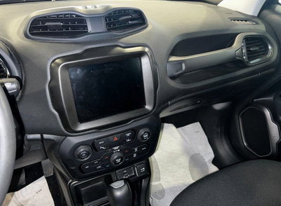Jeep Renegade 1.5 Turbo T4 MHEV Limited (13)