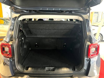 Jeep Renegade 1.5 Turbo T4 MHEV Limited (7)