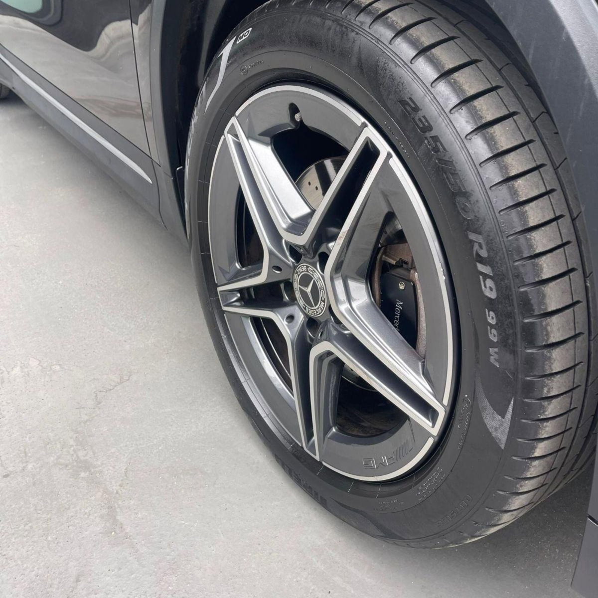 Mercedes-Benz GLA SUV 180 d Automatic Premium (5)