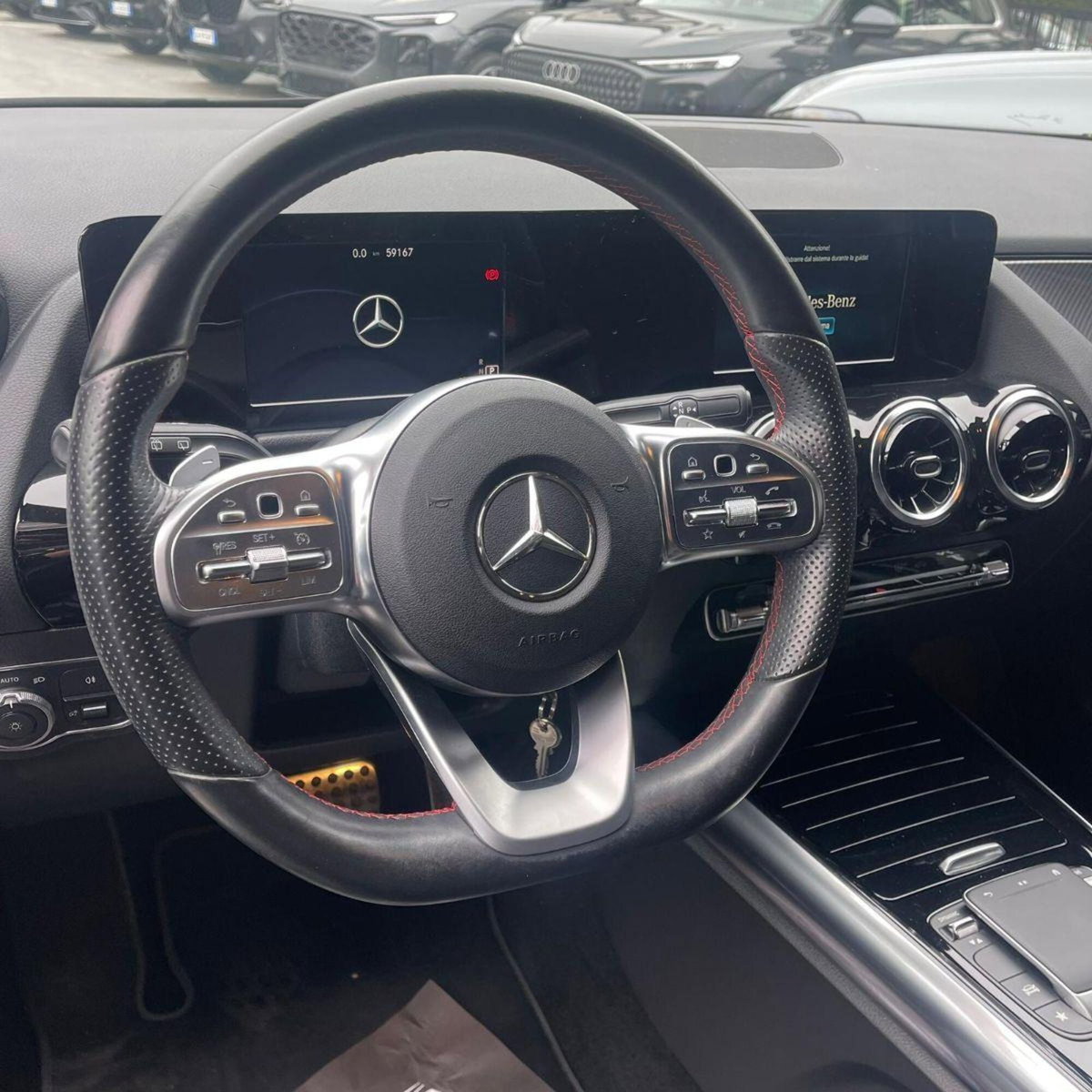 Mercedes-Benz GLA SUV 180 d Automatic Premium (9)