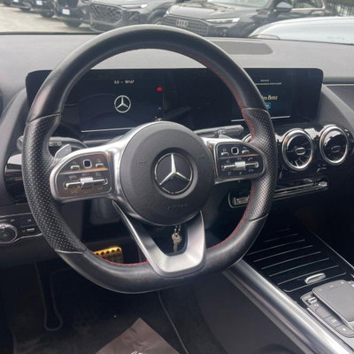 Mercedes-Benz GLA SUV 180 d Automatic Premium (9)