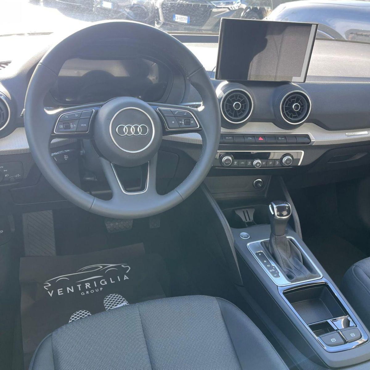 Audi Q2 Q2 35 TDI S tronic Business (6)