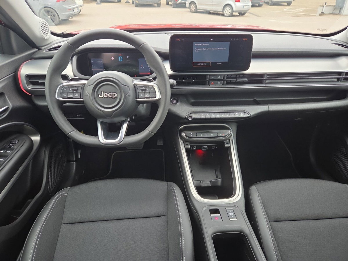 Jeep Avenger 1.2 turbo e-hybrid mhev Summit fwd 110cv edct6 (10)