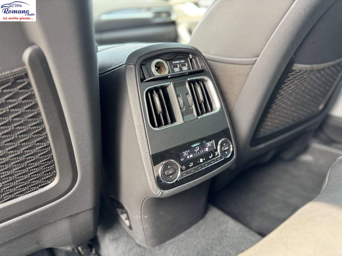 Maserati Levante Levante V6 AWD (20)