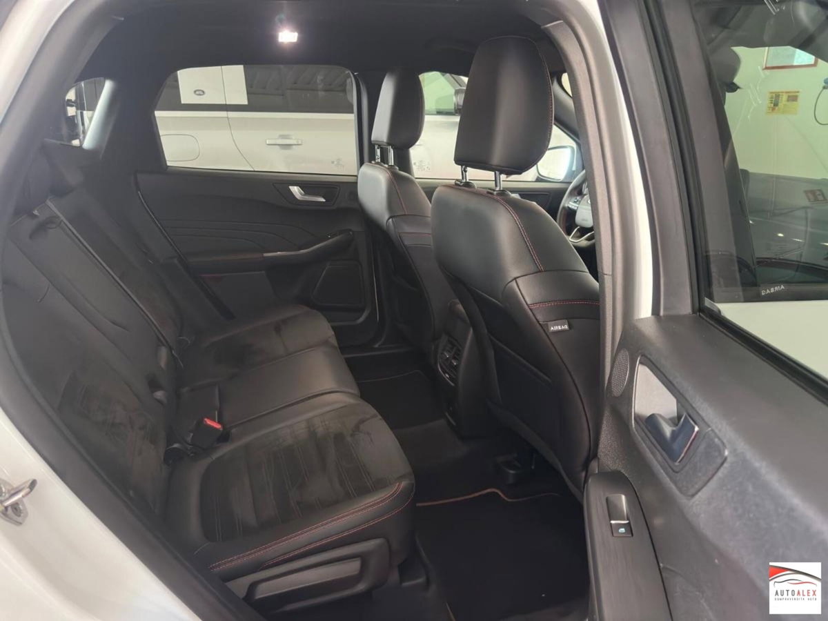 Ford Kuga 2.0 EcoBlue 120 CV aut. 2WD ST-Line X (11)