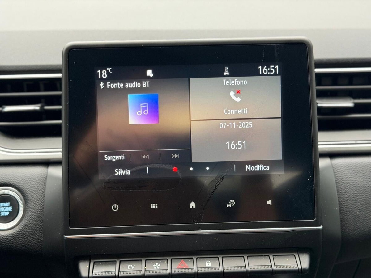 Renault Captur Full Hybrid E-Tech 145 CV Evolution (11)