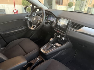 Renault Captur 1.6 full hybrid Techno 145cv auto (9)