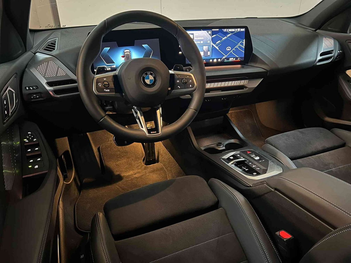 BMW Serie 1 5p. 118d 5p. Msport (5)