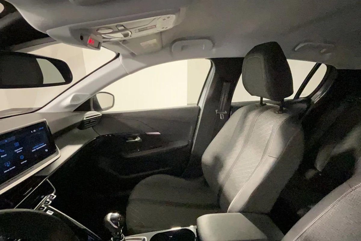 Peugeot 208 PureTech 100 Stop&Start 5 porte Allure (13)
