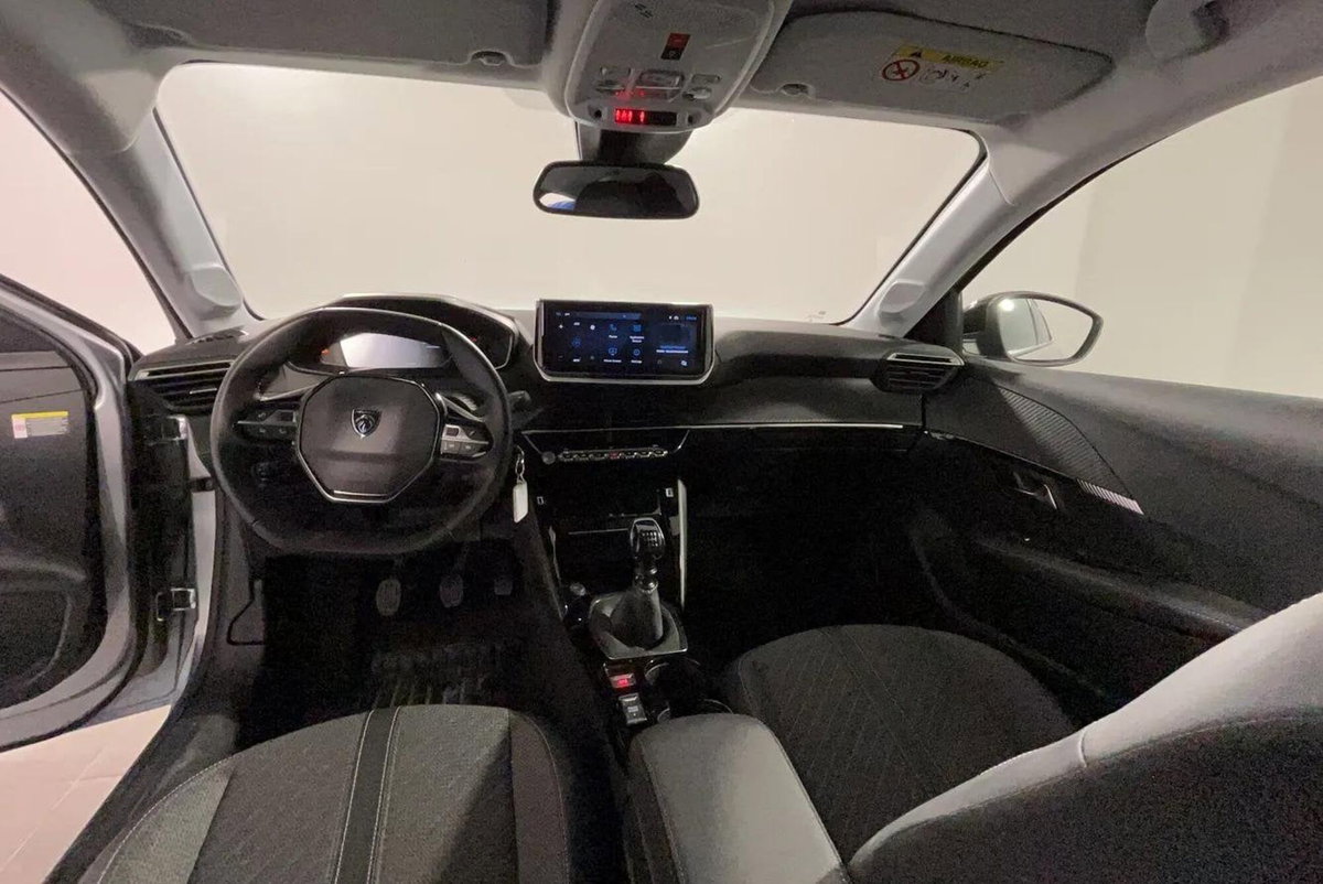 Peugeot 208 PureTech 100 Stop&Start 5 porte Allure (7)