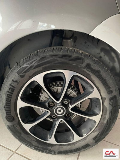 smart Fortwo 70 1.0 twinamic Urban (7)