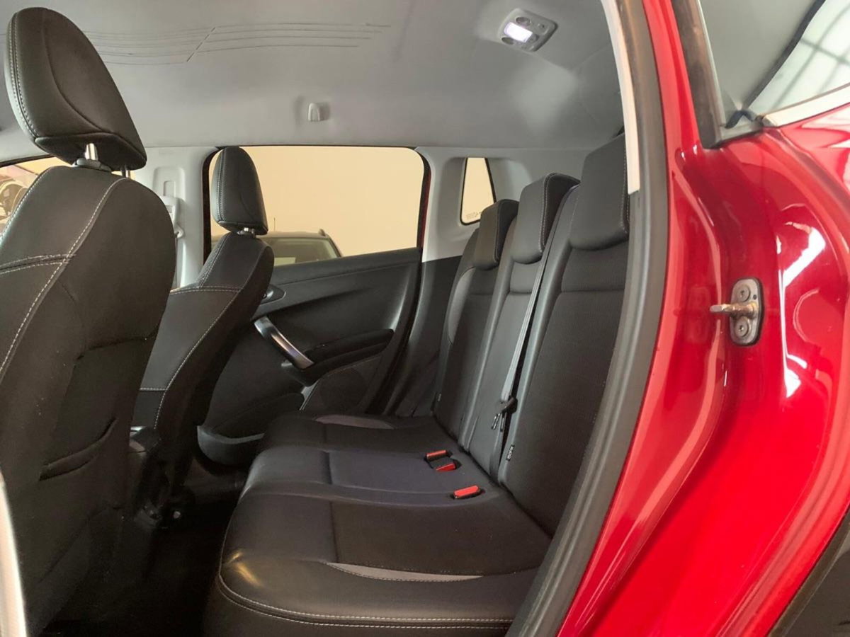 Peugeot 2008 100 S&S Allure (11)