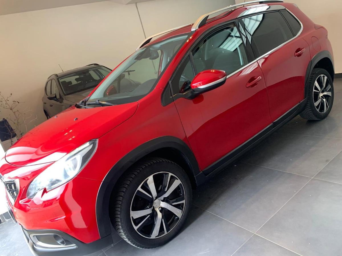 Peugeot 2008 100 S&S Allure (3)