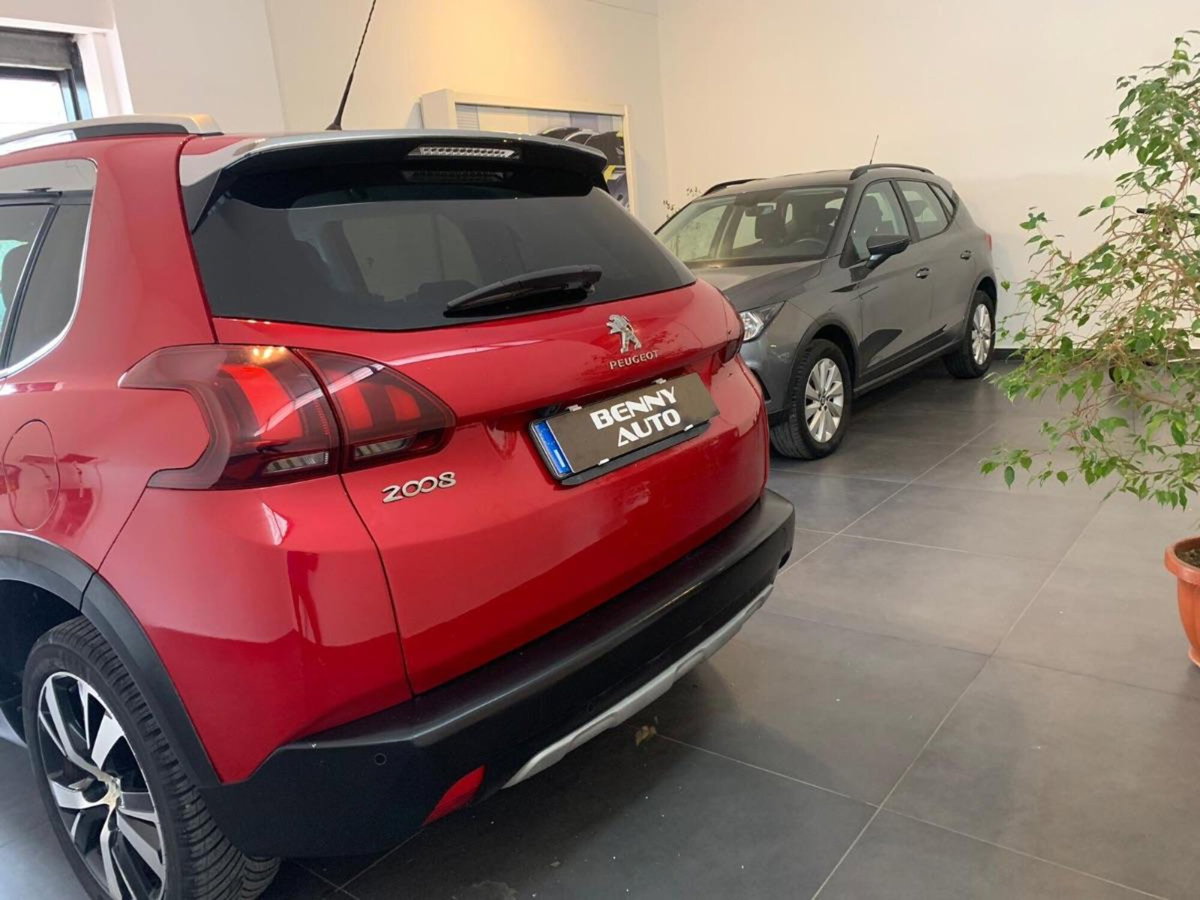 Peugeot 2008 100 S&S Allure (5)