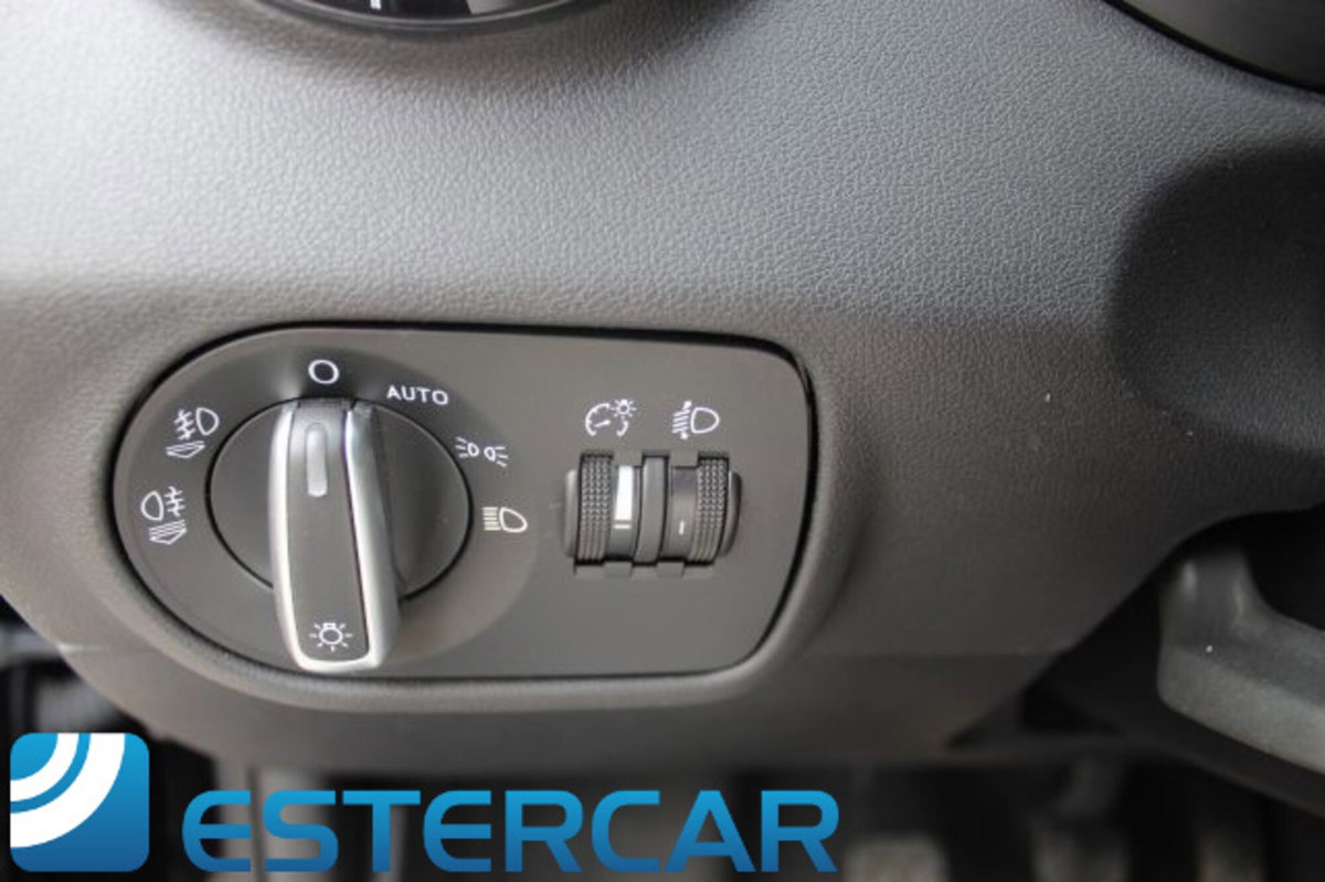 Audi A1 Sportback 1.6 TDI 116 CV Sport (20)