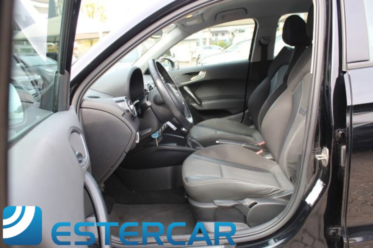 Audi A1 Sportback 1.6 TDI 116 CV Sport (4)