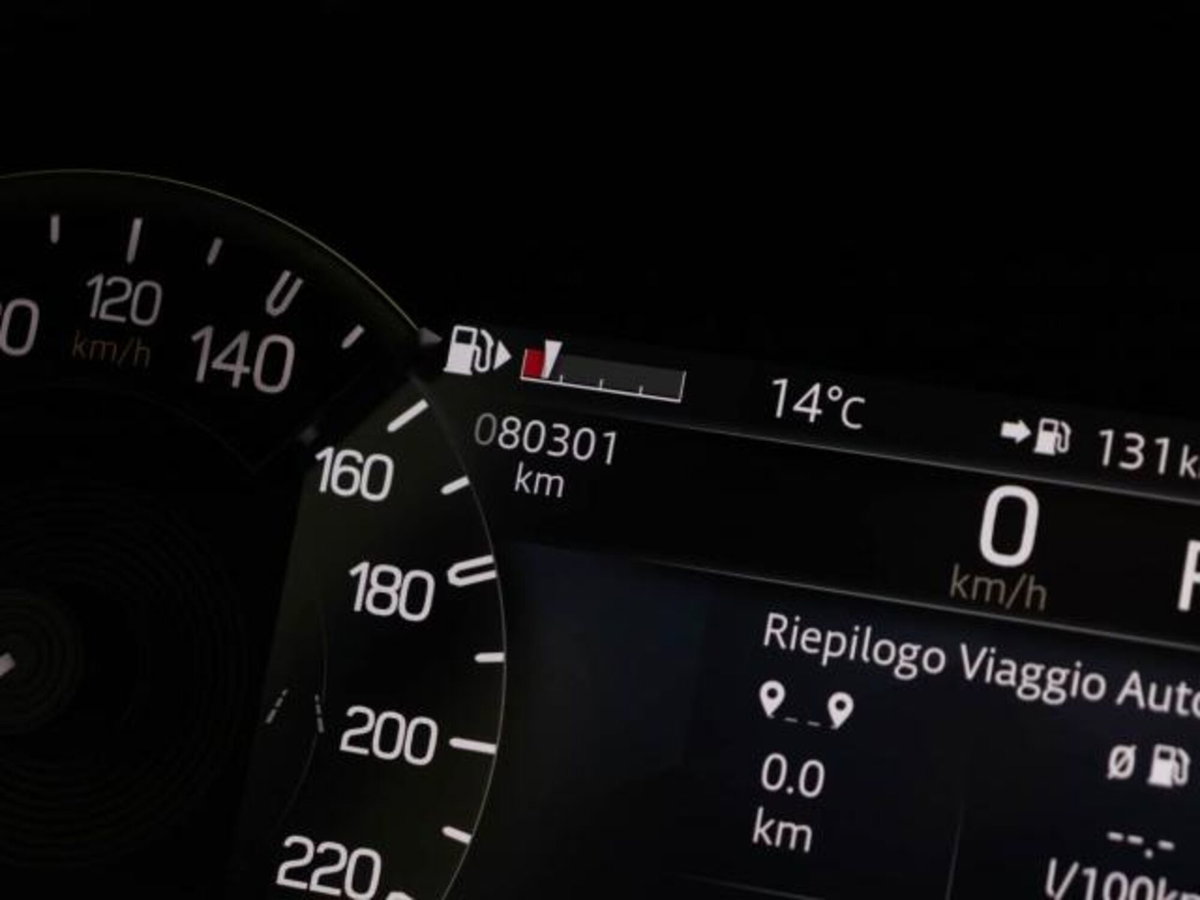 Land Rover Defender 90 3.0D I6 200 CV AWD Auto X-Dynamic HSE (11)