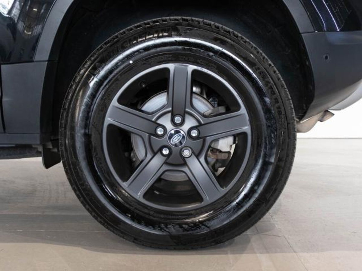 Land Rover Defender 90 3.0D I6 200 CV AWD Auto X-Dynamic HSE (7)