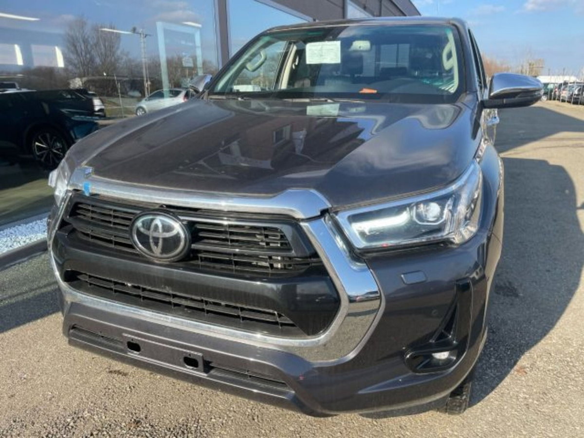 Toyota Hilux 2.D-4D 4WD porte Double Cab Executive (4)