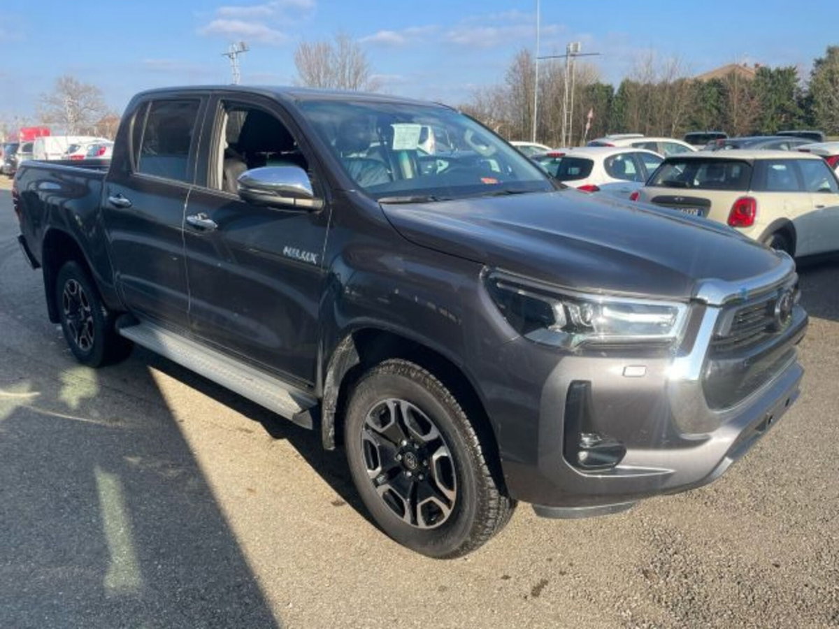 Toyota Hilux 2.D-4D 4WD porte Double Cab Executive (7)