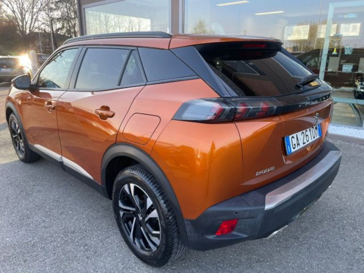 Peugeot 2008 PureTech 130 S&S Allure (9)