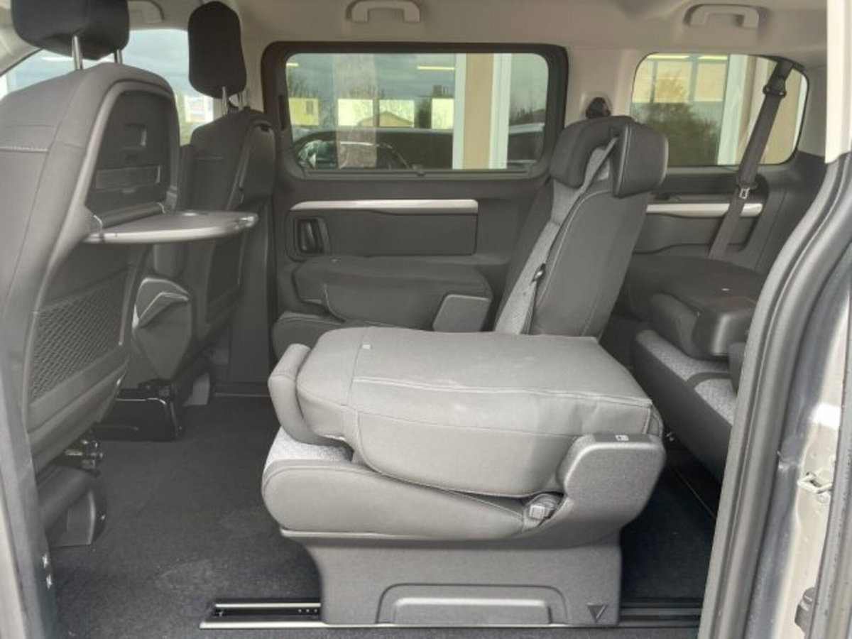 Toyota Proace Verso Verso 2.0D 150 CV L1 D Executive (15)